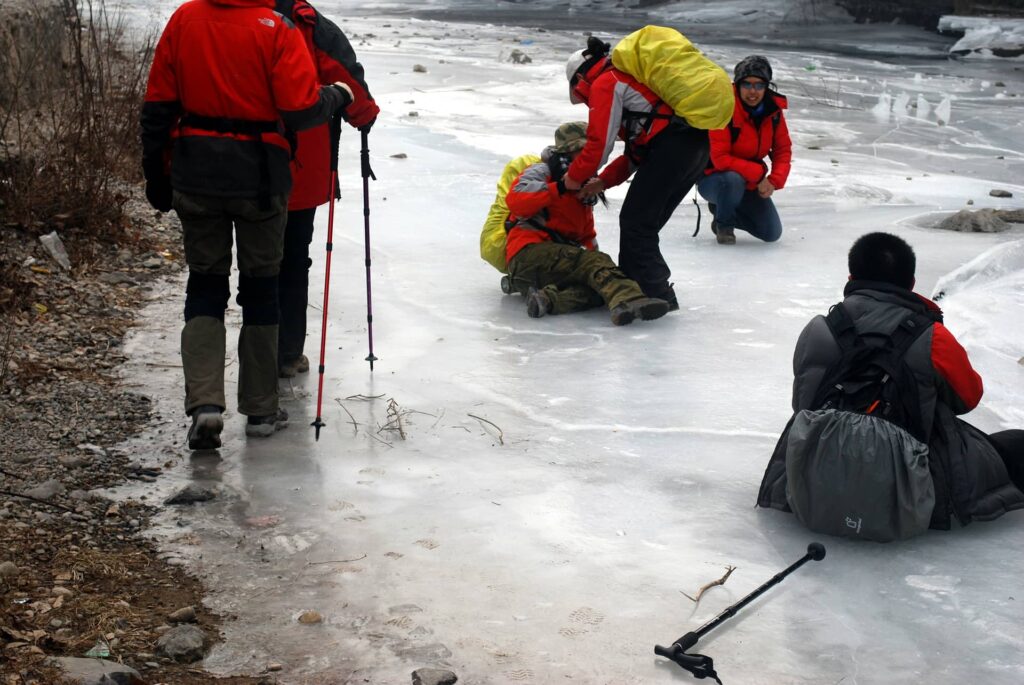 Common Injuries due to Slipping and Falling During Snowstorms