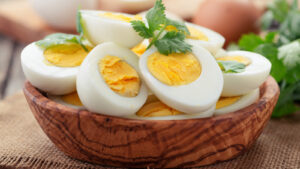 Can I eat boiled eggs while fasting?